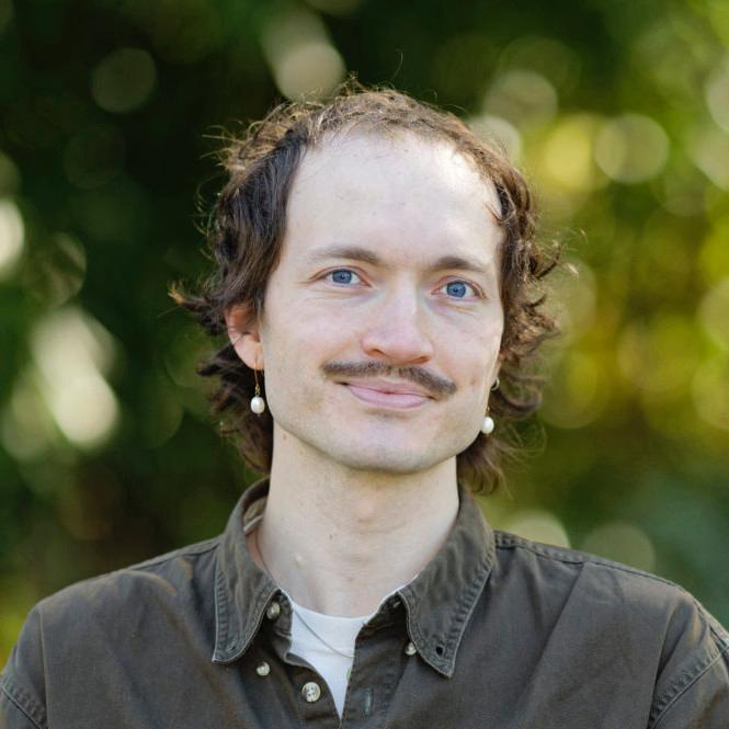 Dr Evan Wroe