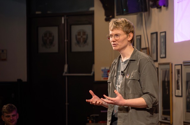 Dr Sam Daly
